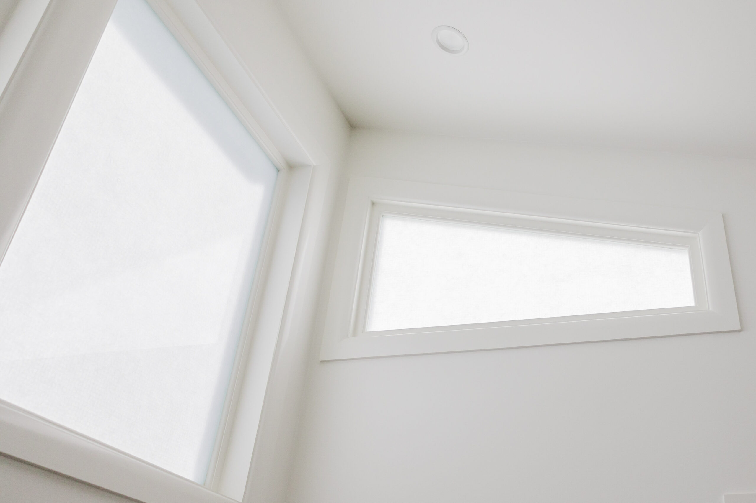 Solera Reserve installed in a residential entry