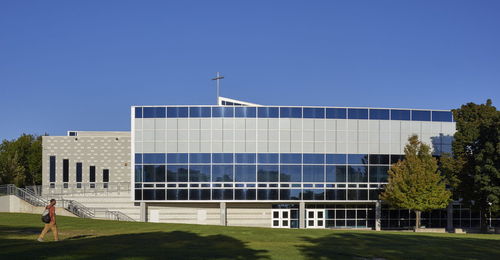 Loretto College exterior daylighting façade